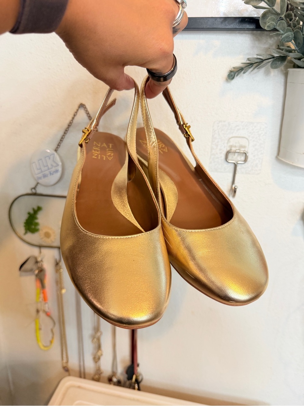 Naturalized Gold Slingback Block Heel Pumps - Picture 3 of 8